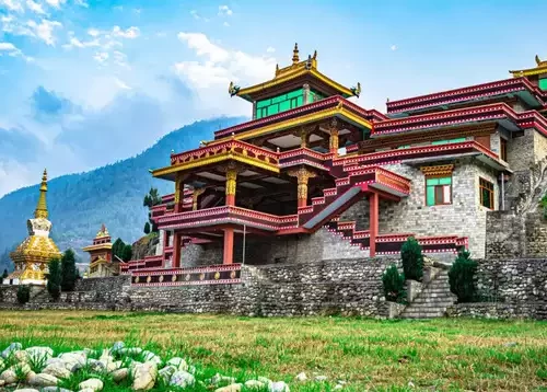 Tawang Taxi Service – Explore Monasteries & Scenic Beauty